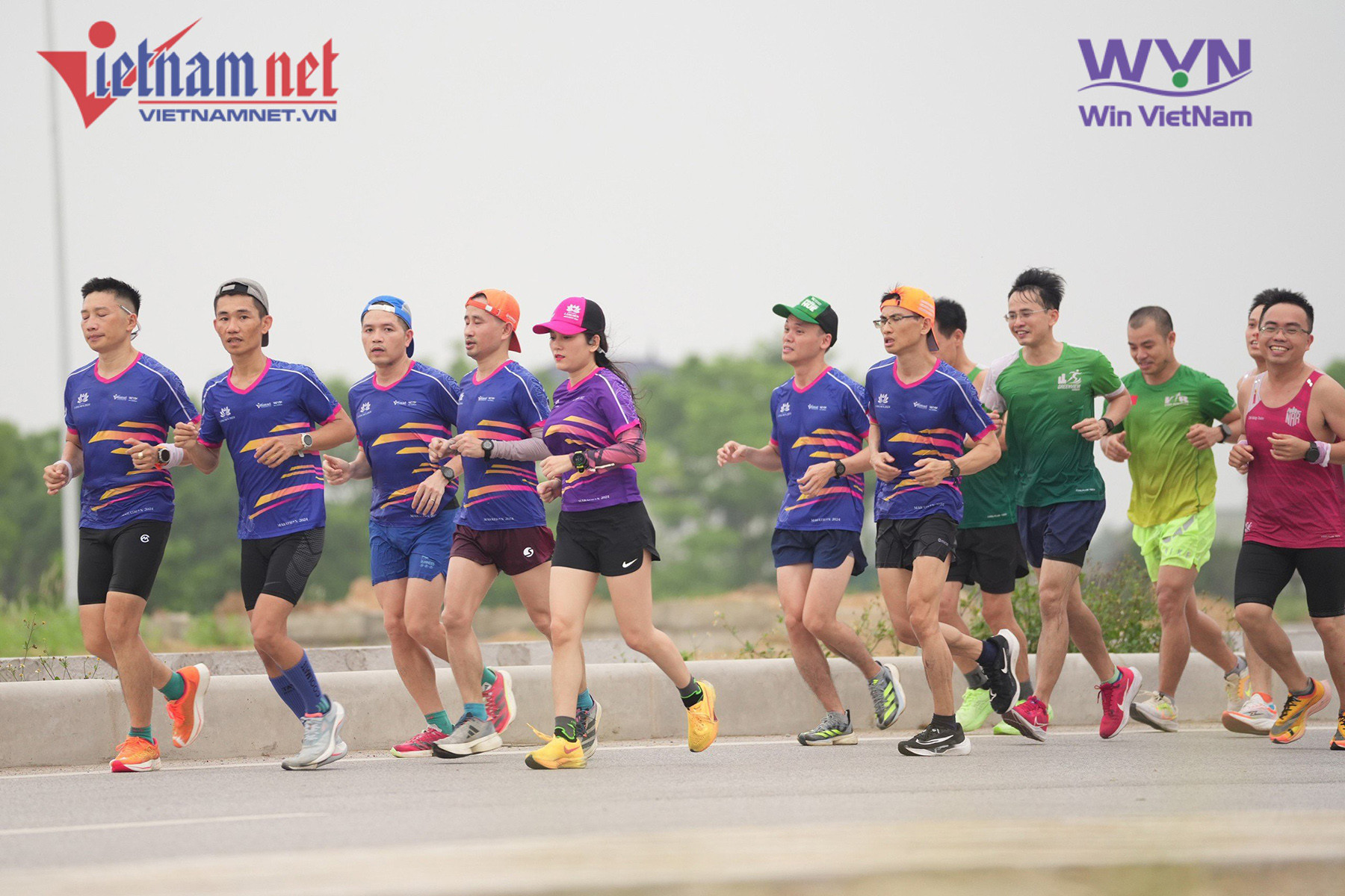 Trạm y tế, xe cứu thương bố trí dày đặc tại Hành trình về Làng Sen 2024