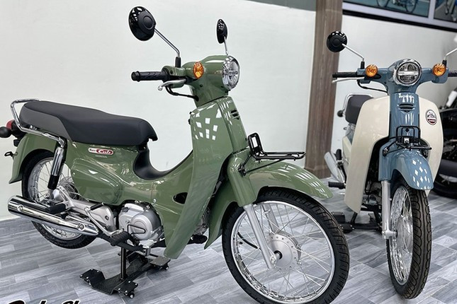 Honda Super Cub 110 2024 giá hơn 80 triệu đồng ở Việt Nam