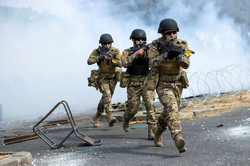 NATO huấn luyện lính ngay tại Ukraine, Nga kiểm soát thêm khu định cư ở Luhansk