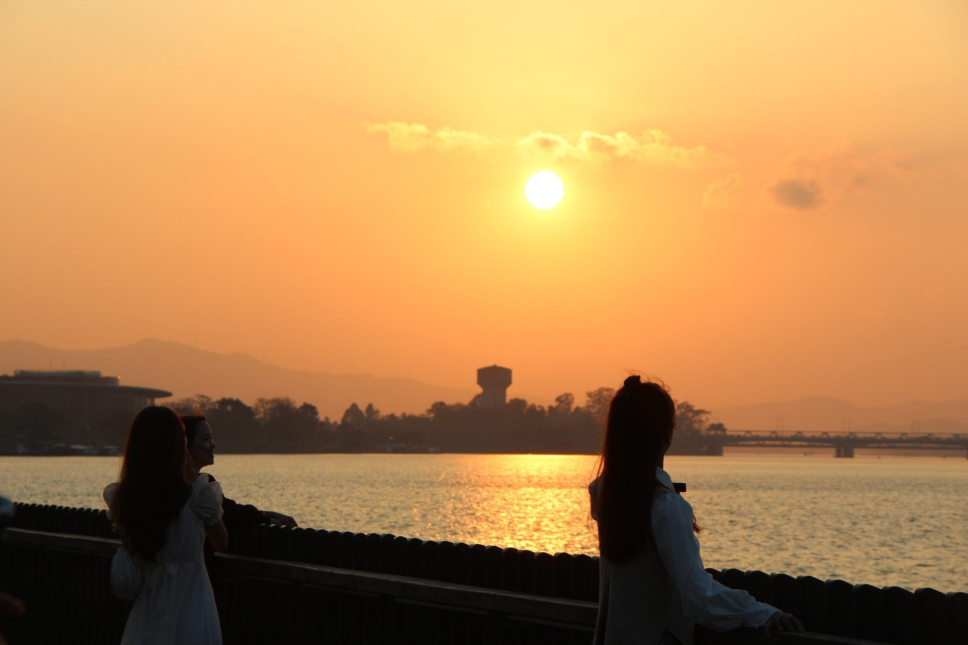 tranbangkhue_anh 2.jpg