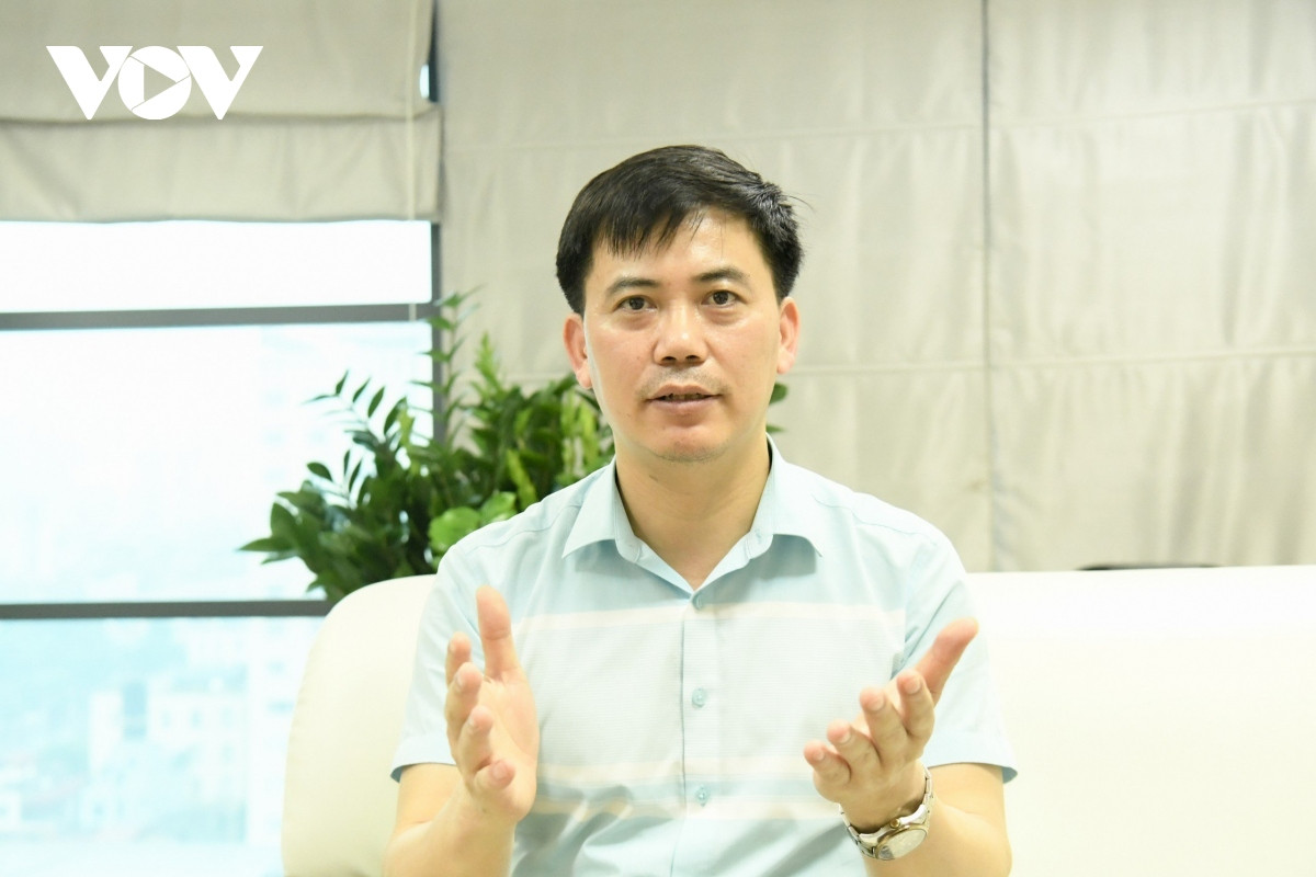 chuyen gia giai thich hien tuong la ve vet sang quanh mat troi trua 21 5 hinh anh 2