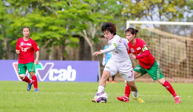 Ha Nam ao trang TPHCM I.jpg