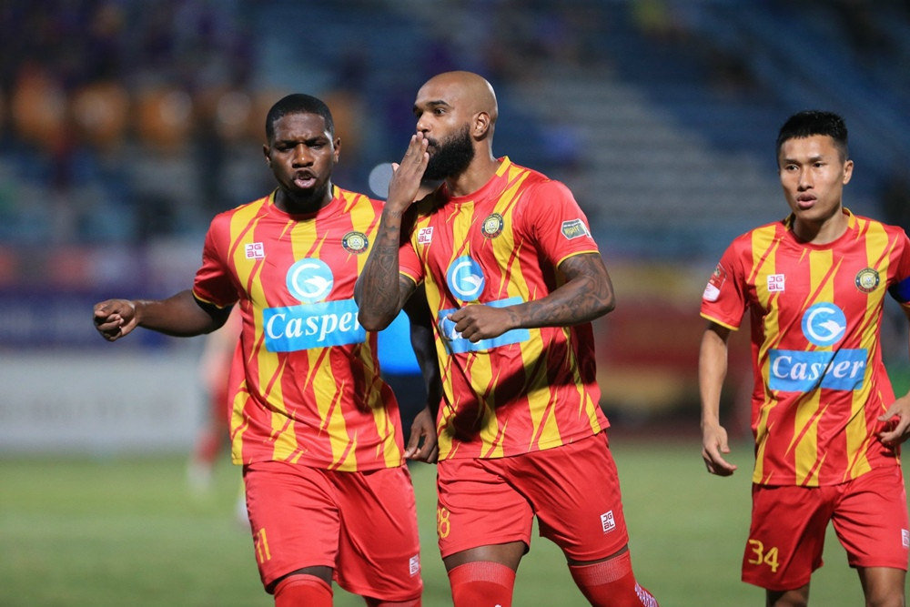 ha noi vs thanh hoa 1.jpg