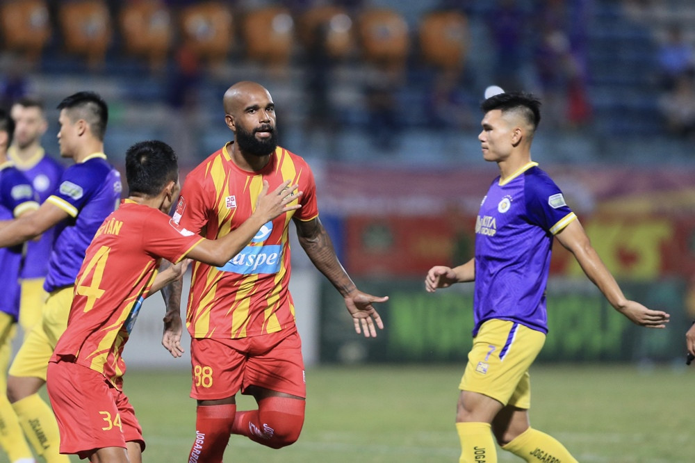 ha noi vs thanh hoa 2.jpg