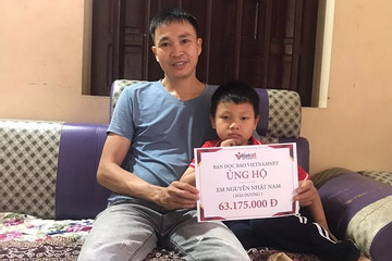 Trao hơn 63 triệu đồng đến em Nguyễn Nhật Nam bị ung thư phần mềm