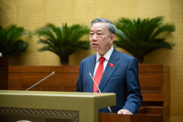 Chủ tịch nước Tô Lâm: Lợi ích quốc gia, hạnh phúc của Nhân dân là trên hết