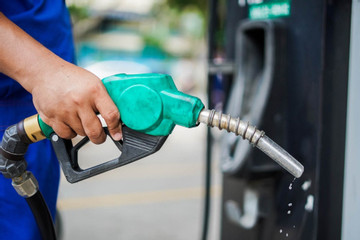 Giá xăng trong nước ngày mai có thể quay đầu tăng
