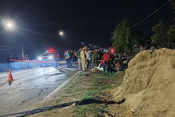 Hai xe máy tông trực diện, 4 người tử vong tại chỗ