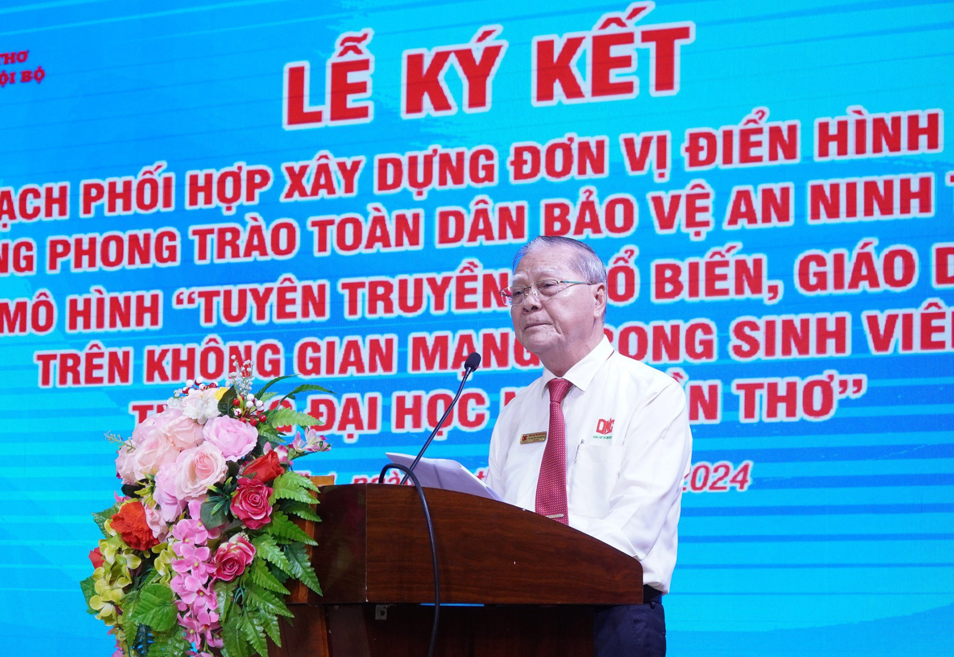Nam Cần Thơ.jpg