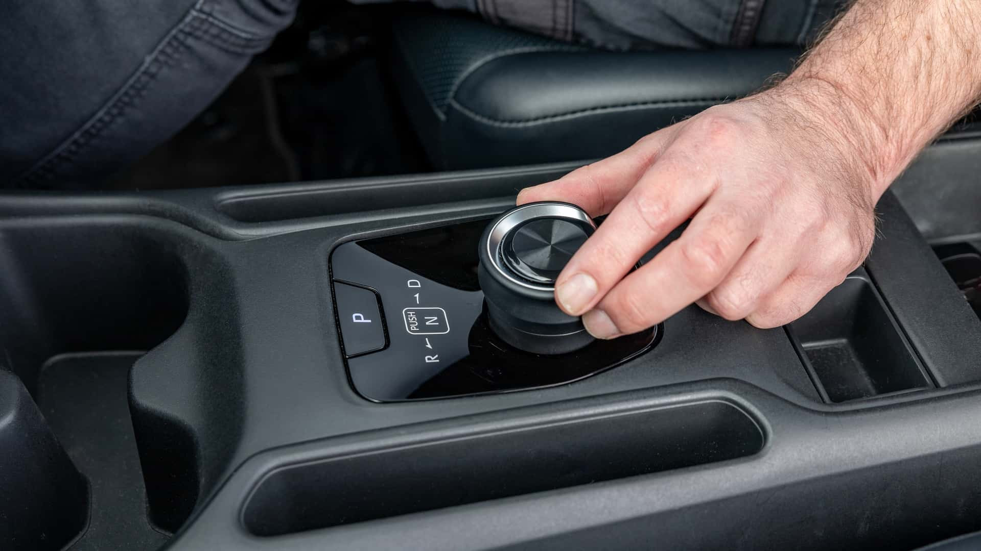 toyota hilux dien 5.jpg