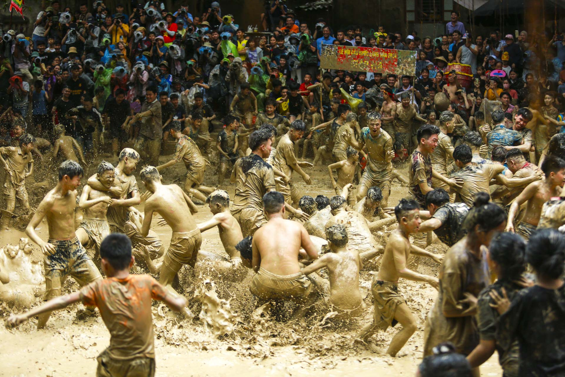 vật cầu bùn Bắc Giang_15.JPG