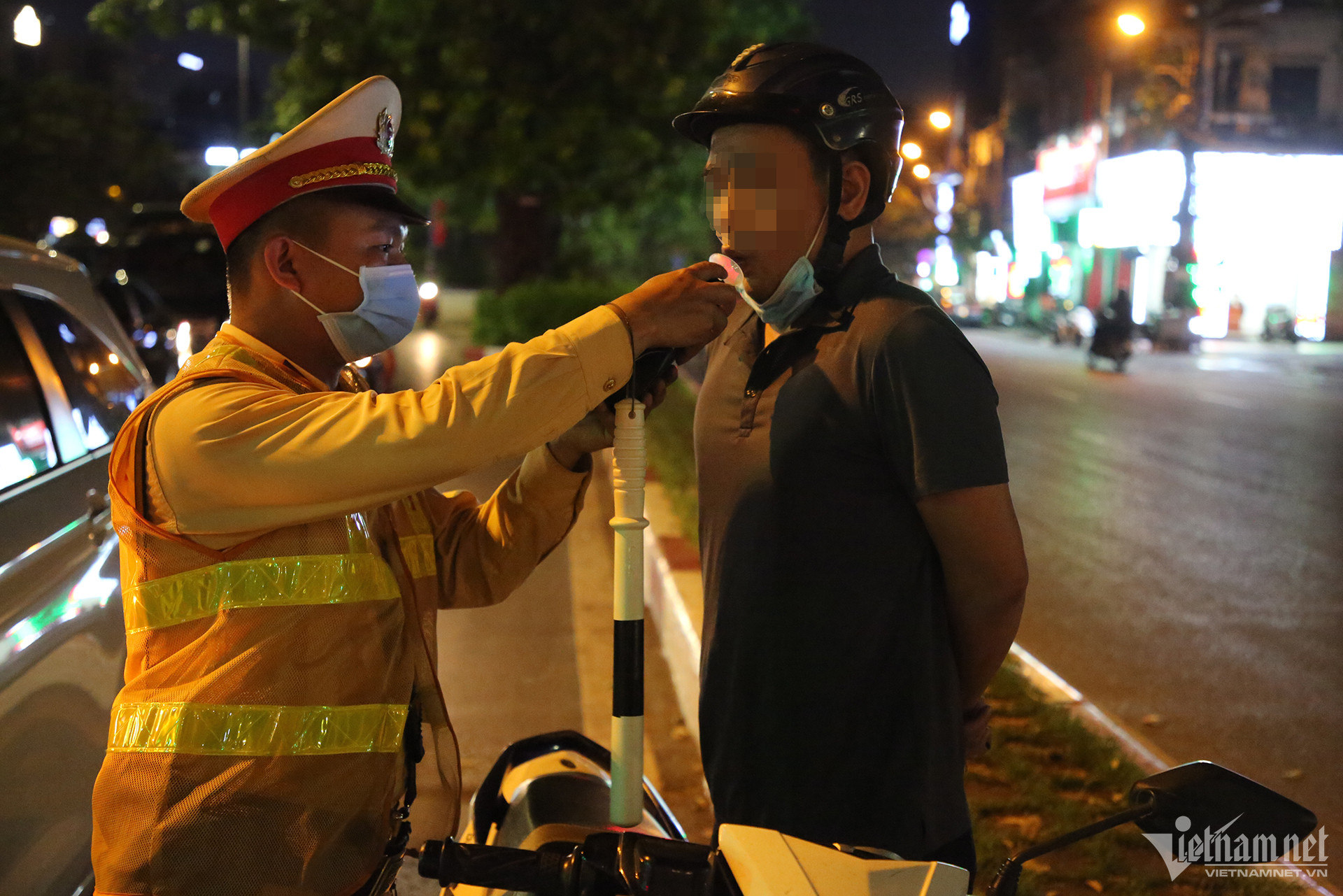 W-kiem tra nong do con 3.jpg