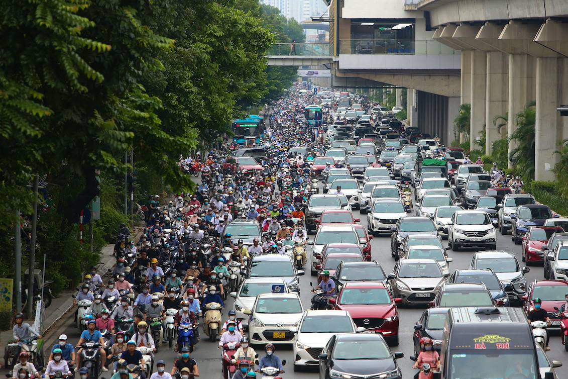 Luật hóa thu phí ô tô vào nội đô, chưa đúng thời điểm?