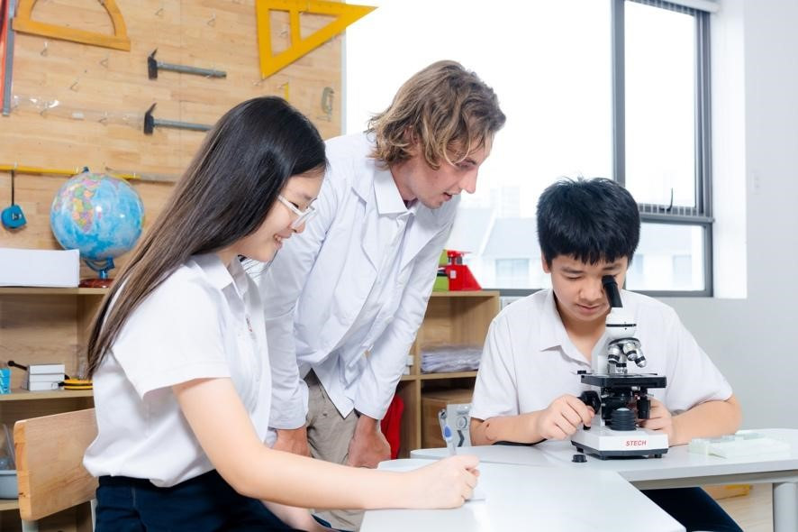 Tân Thời Đại 1.jpg