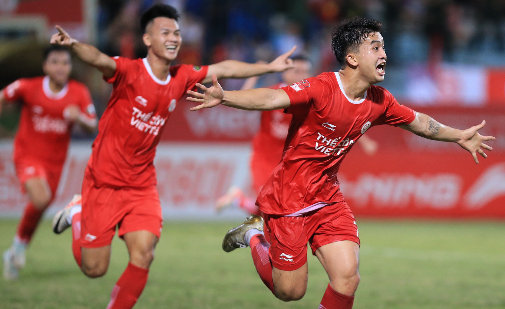 Tuyển Việt Nam: Gương mặt lạ lọt ‘mắt xanh’ HLV Kim Sang Sik