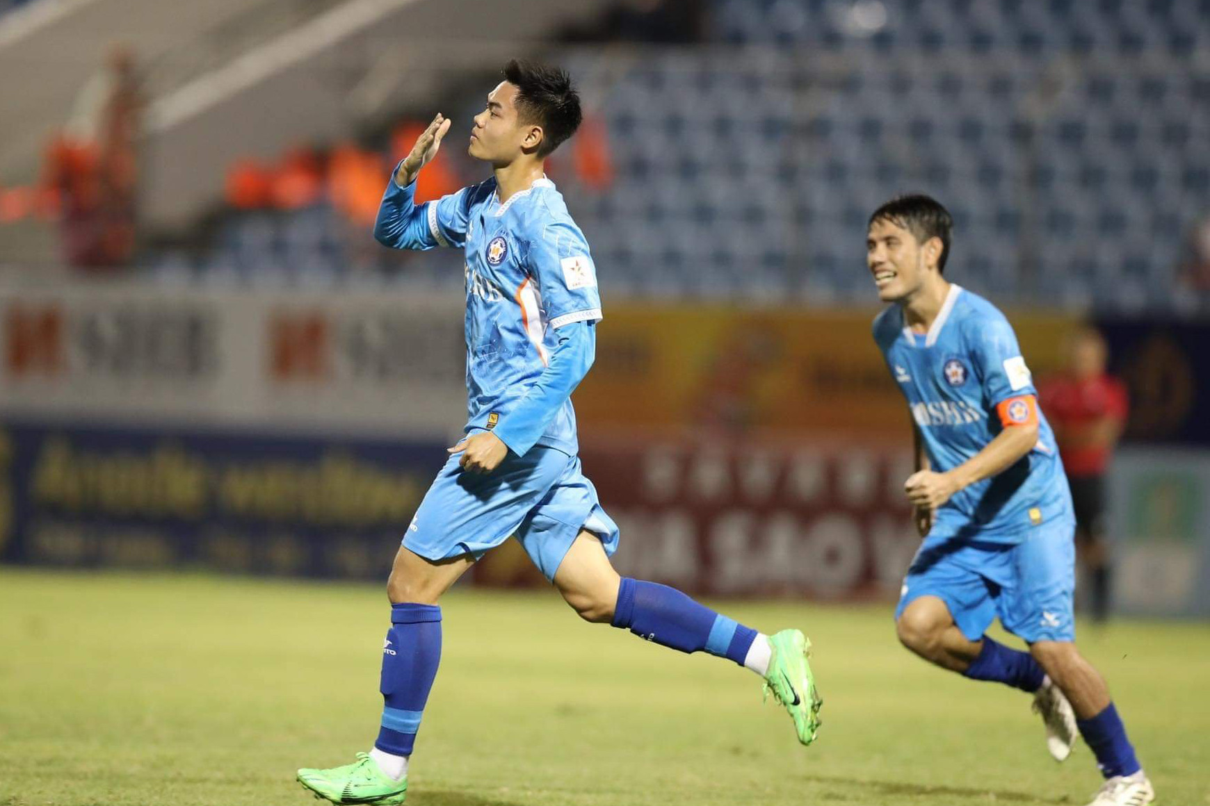 CLB SHB Đà Nẵng trở lại V-League