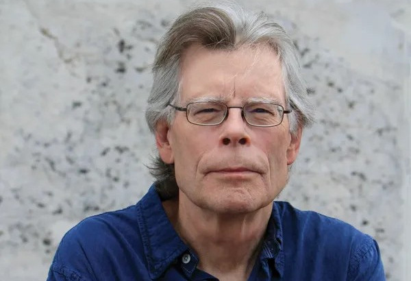 Tuyển tập ‘đen tối’ của ông hoàng truyện kinh dị Stephen King