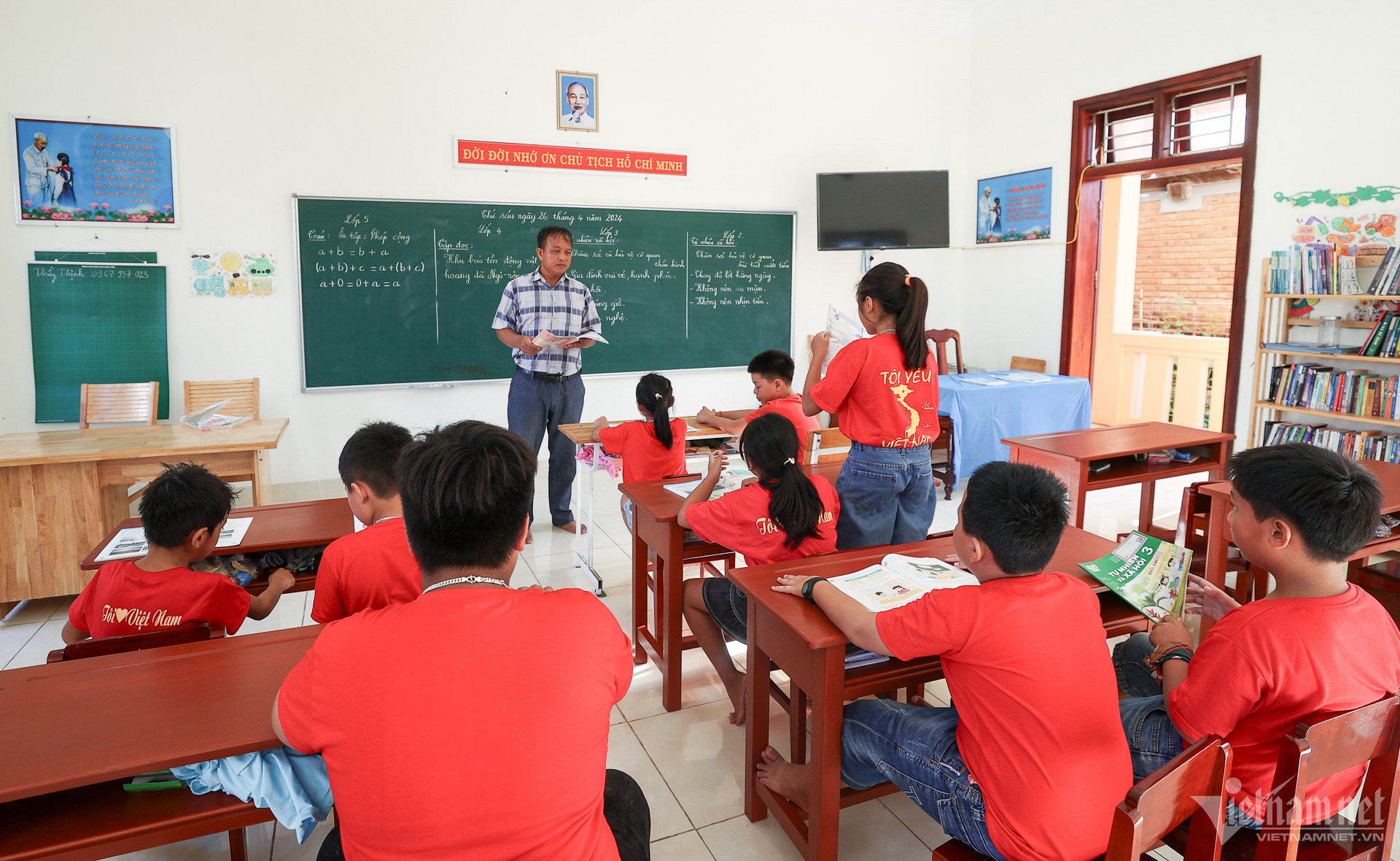 Ươm mầm trí tuệ giữa trùng khơi Trường Sa: Ngôi trường mới trên đảo Đá Tây