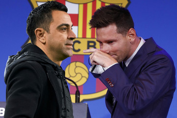 Barca bạc bẽo Messi đến Xavi: Nơi chối bỏ những huyền thoại