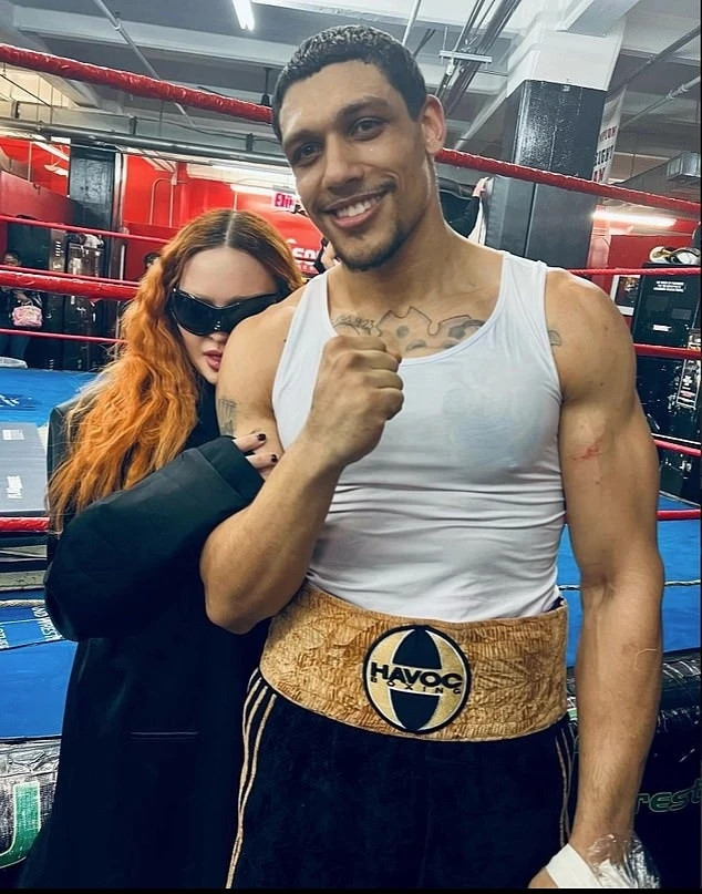 Madonna chia tay anh 1