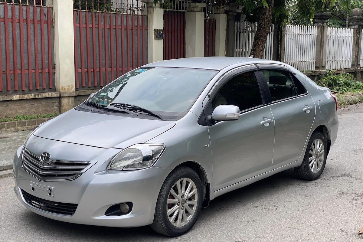 Mua Toyota Vios đời 2011 giá 130 triệu đồng có sợ nhầm xe taxi thải ra không?