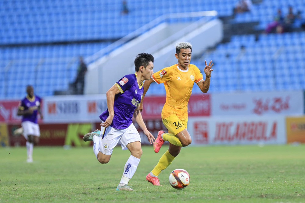 quang nam vs hanoi 4.jpg