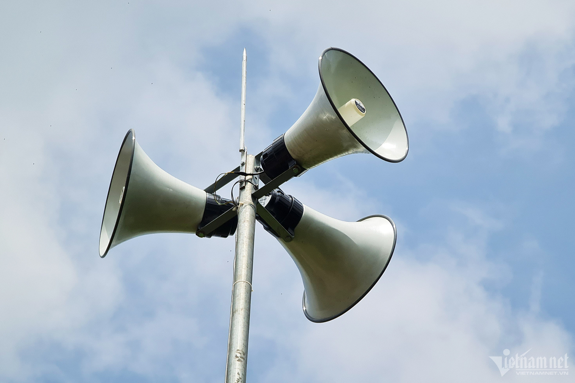 w dai truyen thanh tuyen xa 2 276.jpg