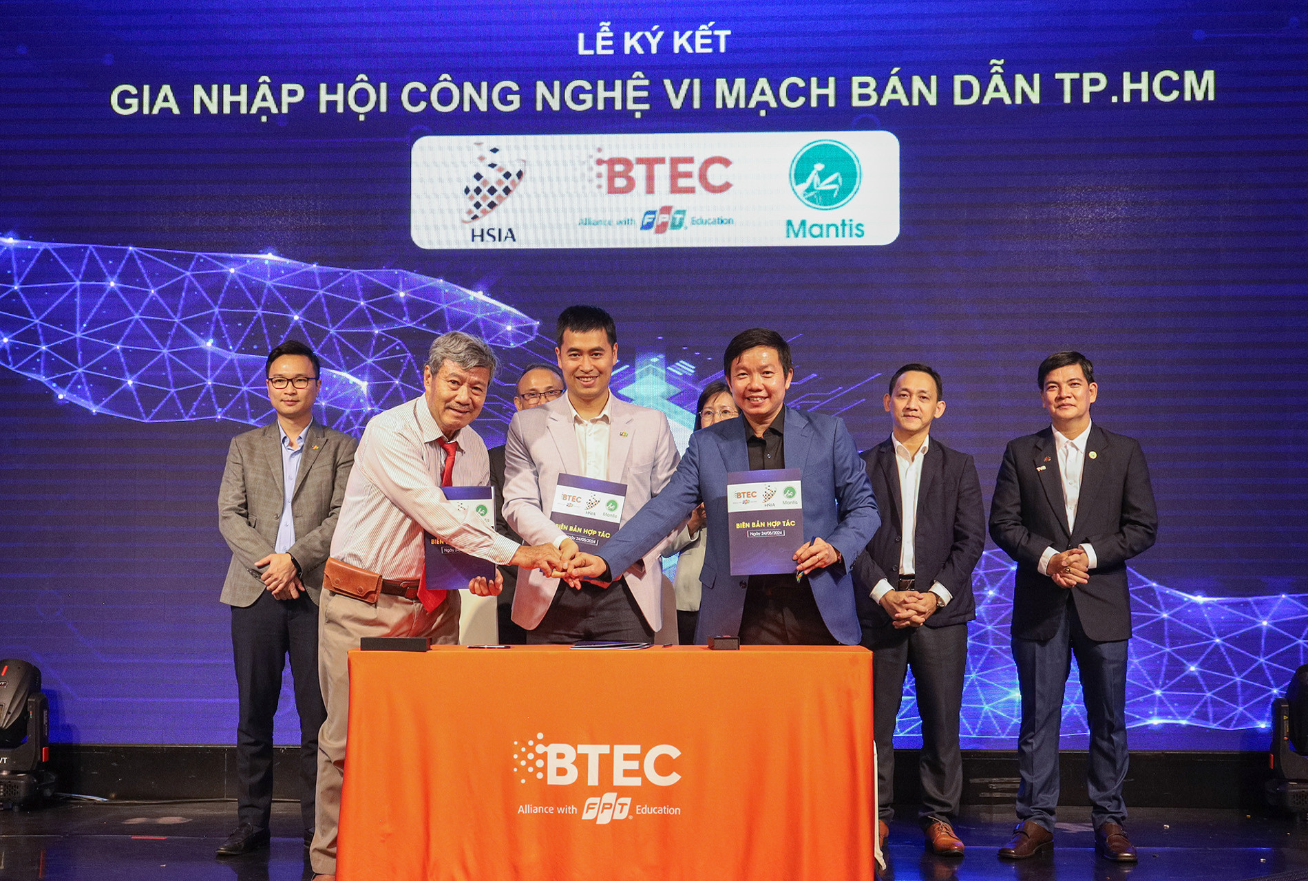 BTEC FPT công bố chính thức gia nhập và trở thành thành viên Hội Công nghệ Vi mạch bán dẫn TP HCM.jpg