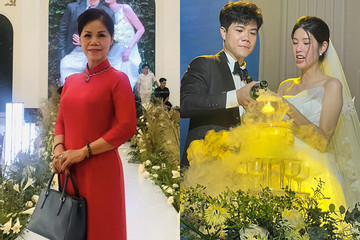 Mẹ Đinh Mạnh Ninh xúc động nhắn nhủ con trai và cô dâu mới