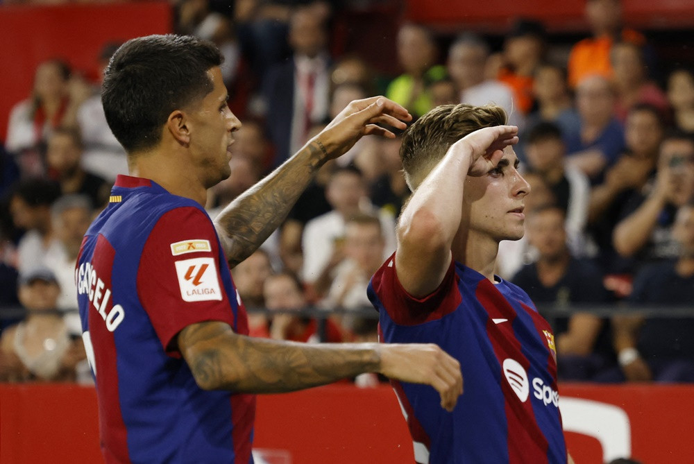 Barcelona thắng nghẹt thở Sevilla ở trận đấu chia tay HLV Xavi Sevilla vs Barcelona 11.JPG