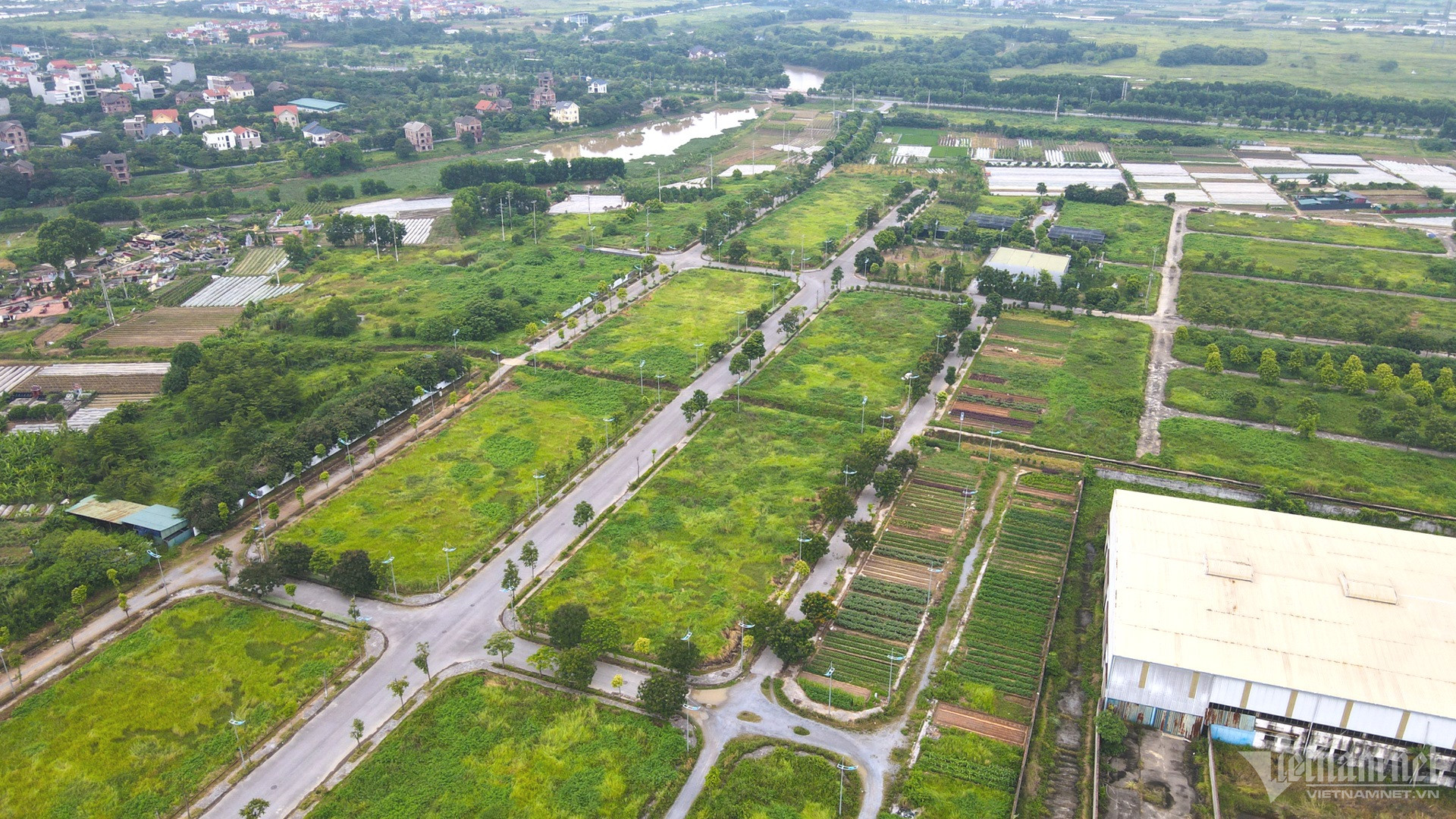 With 2 billion VND ready, where and how to invest in land to make a