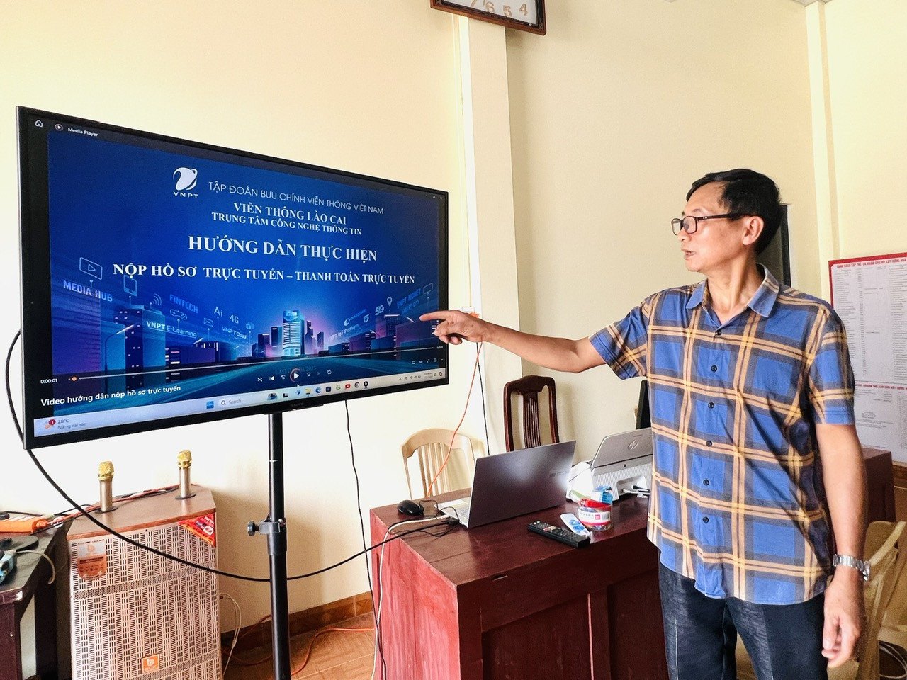 Chuyen doi so Bao Thang.jpg