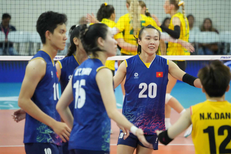 Đánh bại Australia, tuyển bóng chuyền nữ Việt Nam vào chung kết giải châu Á