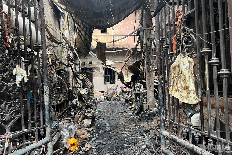 Vụ cháy nhà trọ Trung Kính: Điều tra, xác định trách nhiệm ra sao?