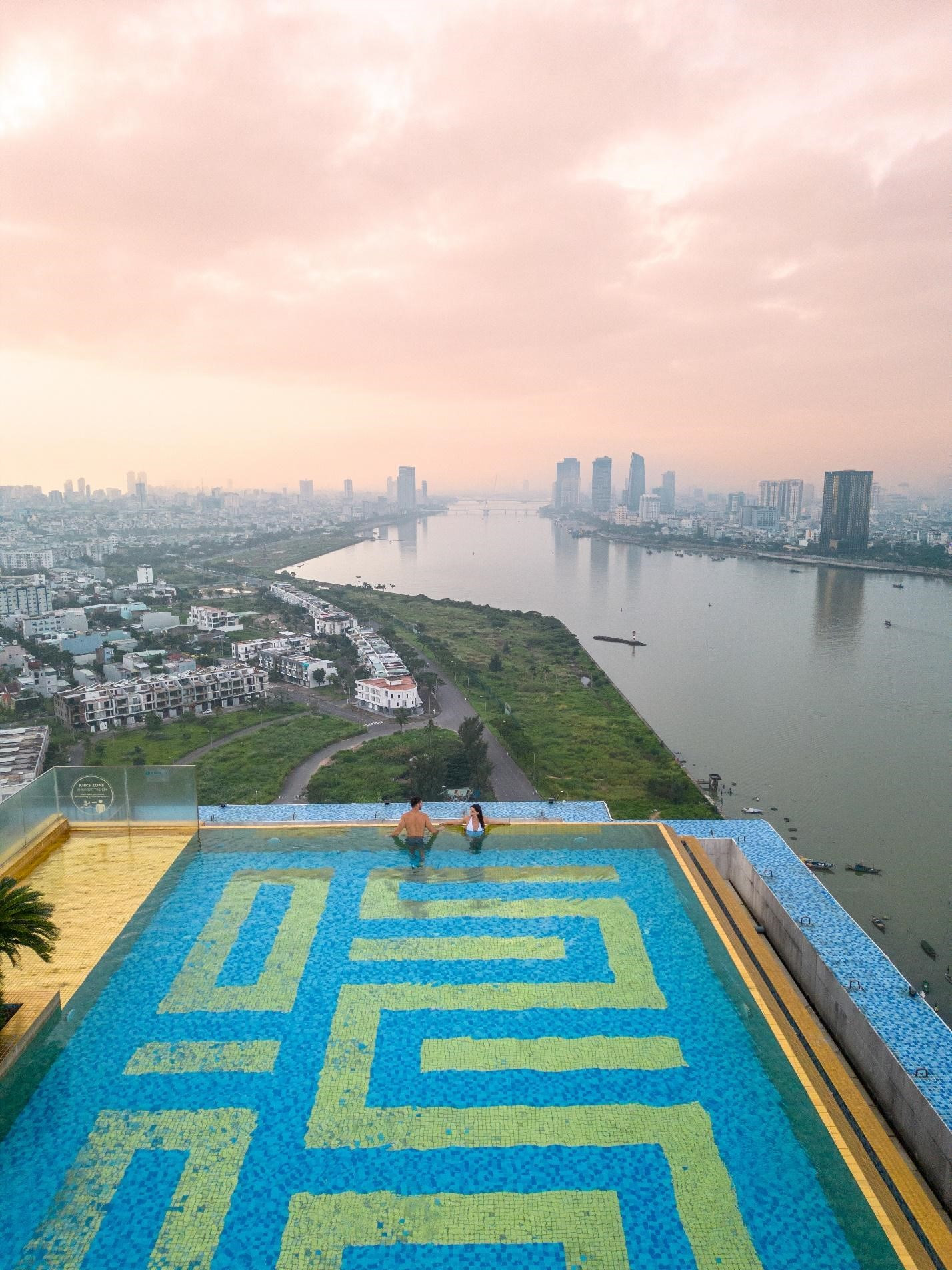 01 Wyndham Danang.jpg