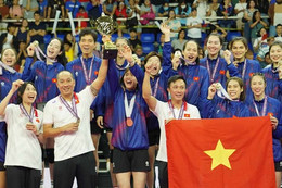 Quật ngã Kazakhstan, tuyển bóng chuyền nữ Việt Nam vô địch giải châu Á