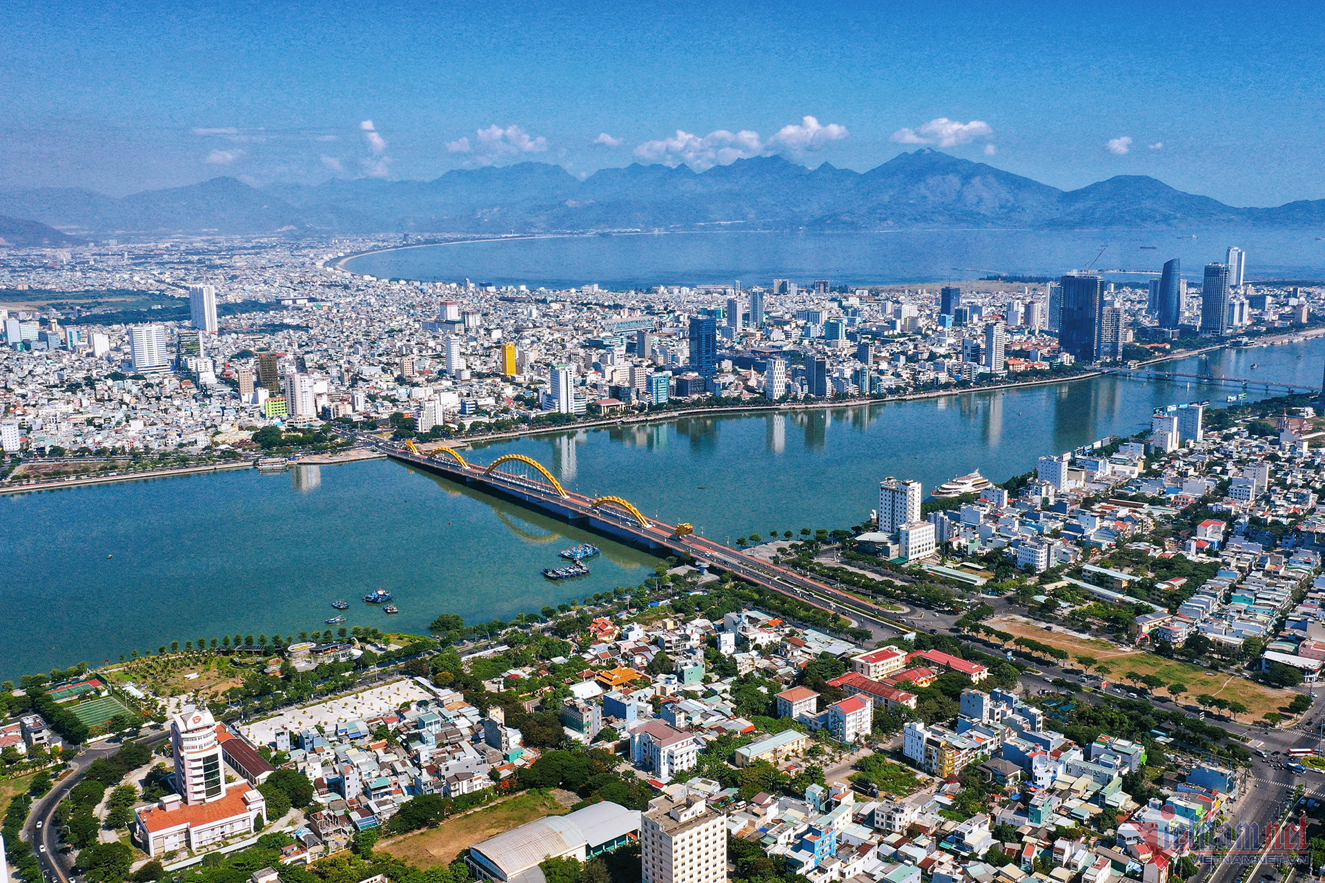 W-Cầu Rồng Đà Nẵng.jpg