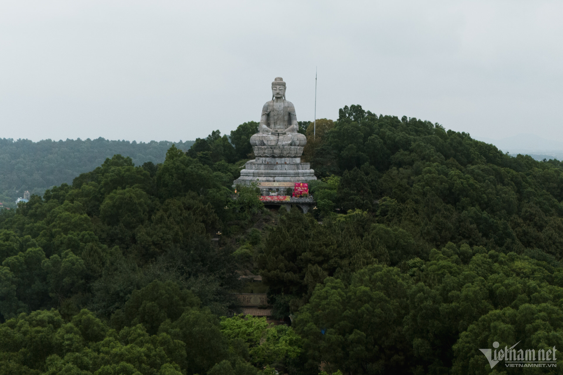 W-Chua Phat Tich Drone.JPG.jpg