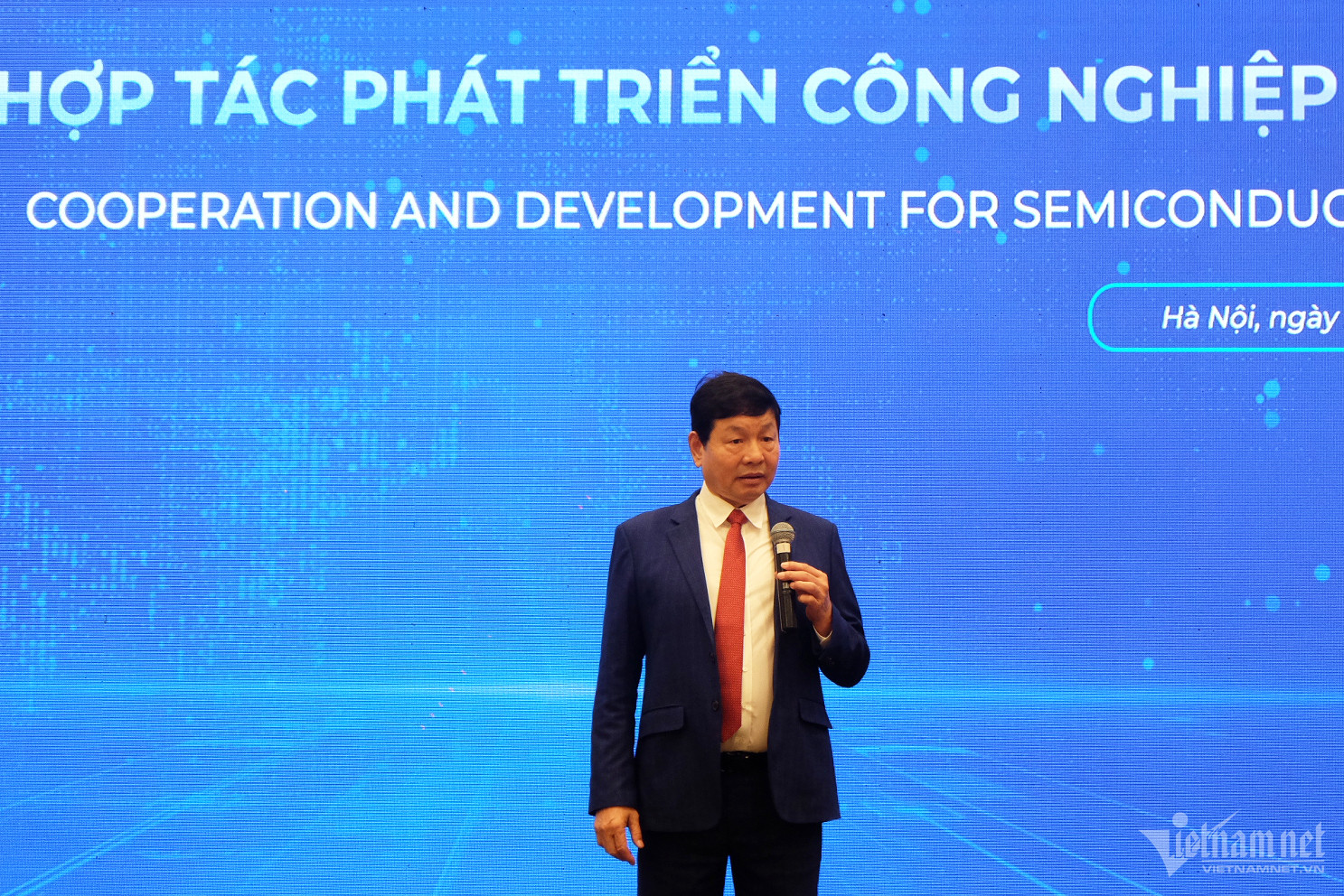 W-Hoi thao ban dan 2.jpg