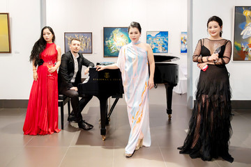 Cuộc hội ngộ của ba nghệ sĩ xinh đẹp và thần đồng piano ở Bảo tàng Mỹ thuật