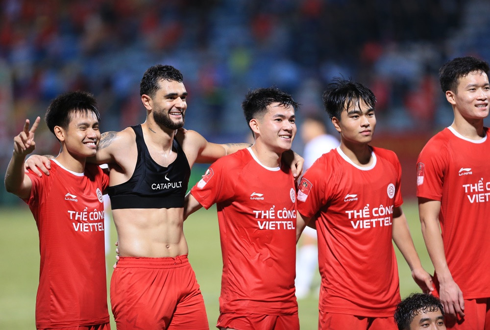 the cong viettel vs hai phong 2.jpg