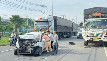 Bản tin trưa 31/5: Tai nạn liên hoàn trên quốc lộ, xe tải lật nhào văng vào lề