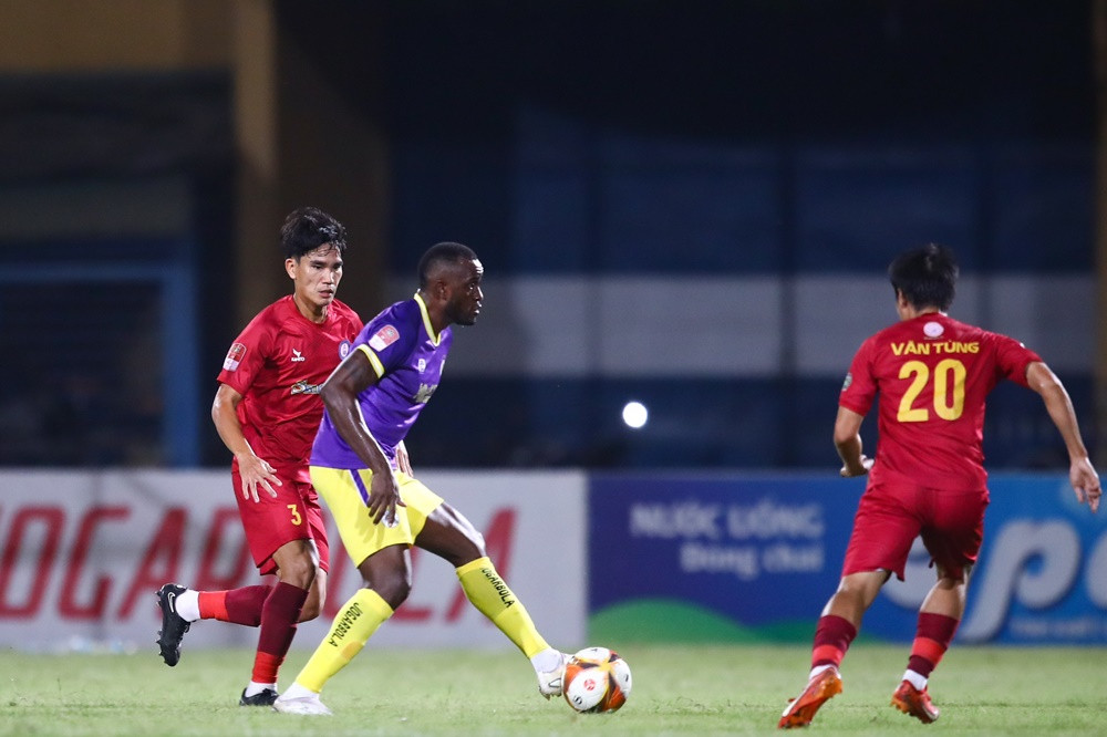 ha noi vs khanh hoa 1.jpg