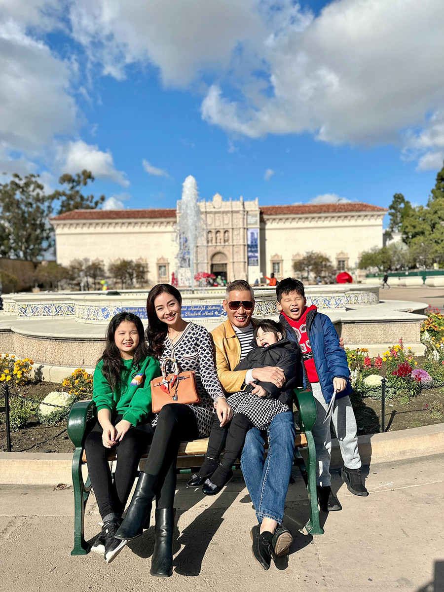 jennifer pham 01.jpg