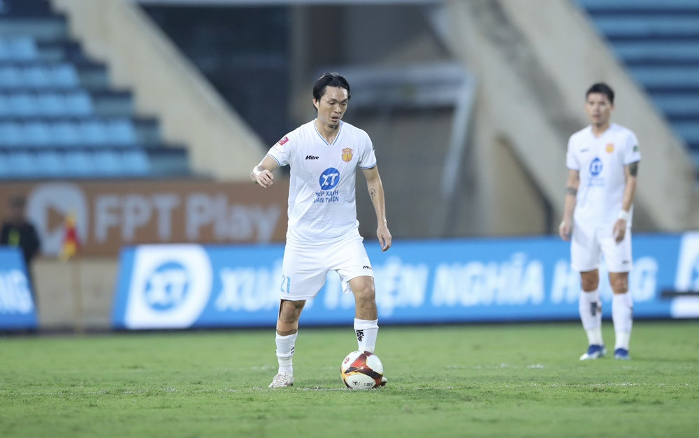 nam dinh vs slna 3.jpg