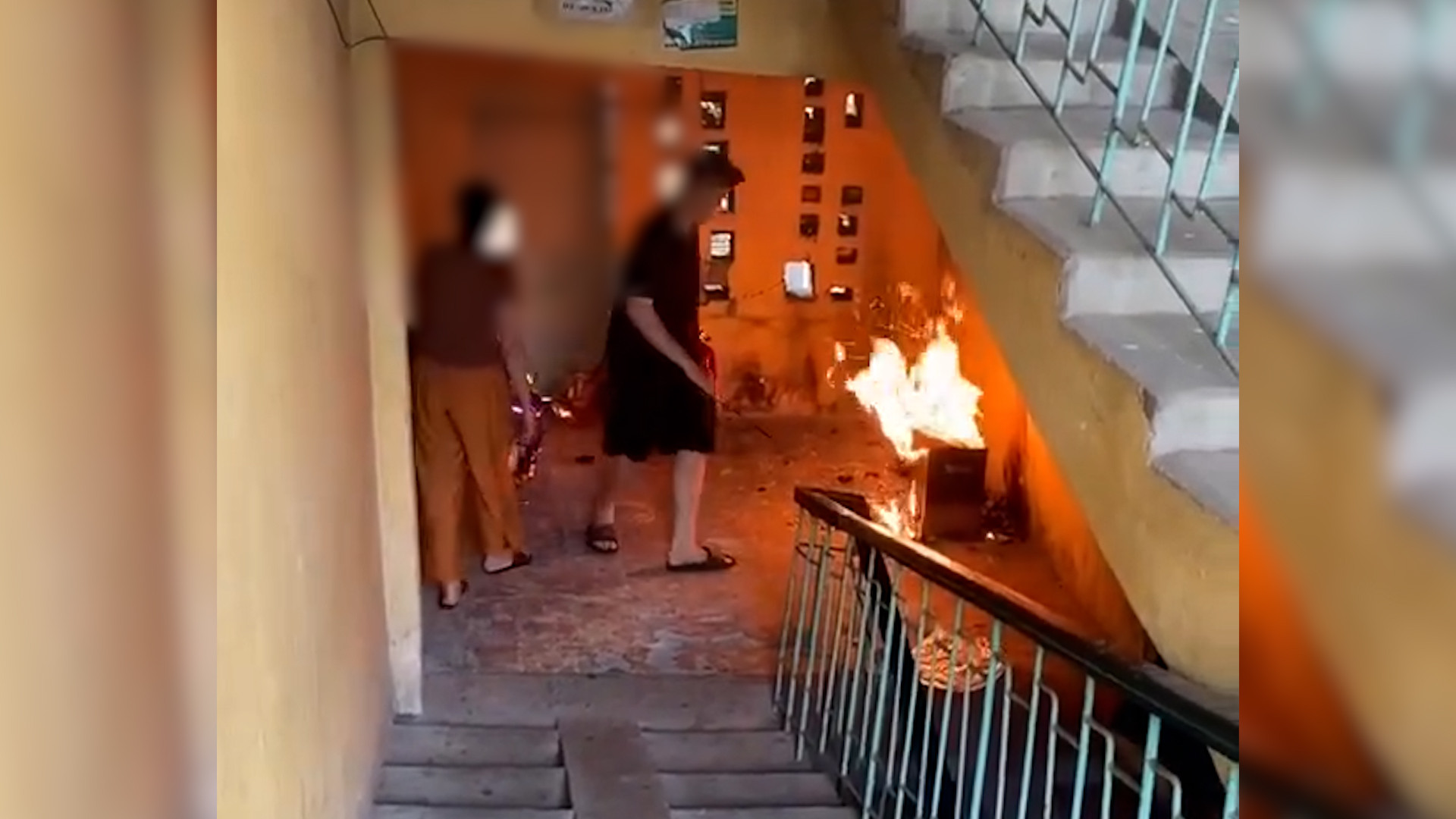 Sequence 01.00_23_11_04.Still017.jpg