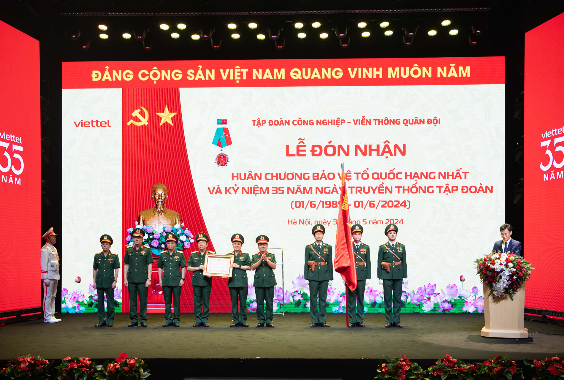 Viette nhan huan chuong.jpg