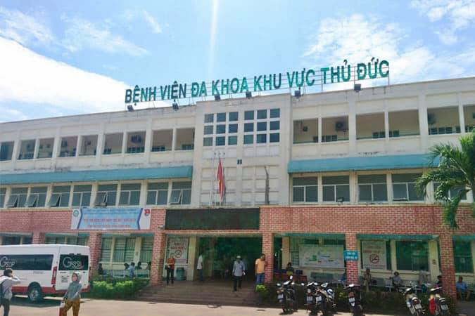  19 sinh viên ký túc xá ĐH Quốc gia TP.HCM nhập viện giữa đêm 