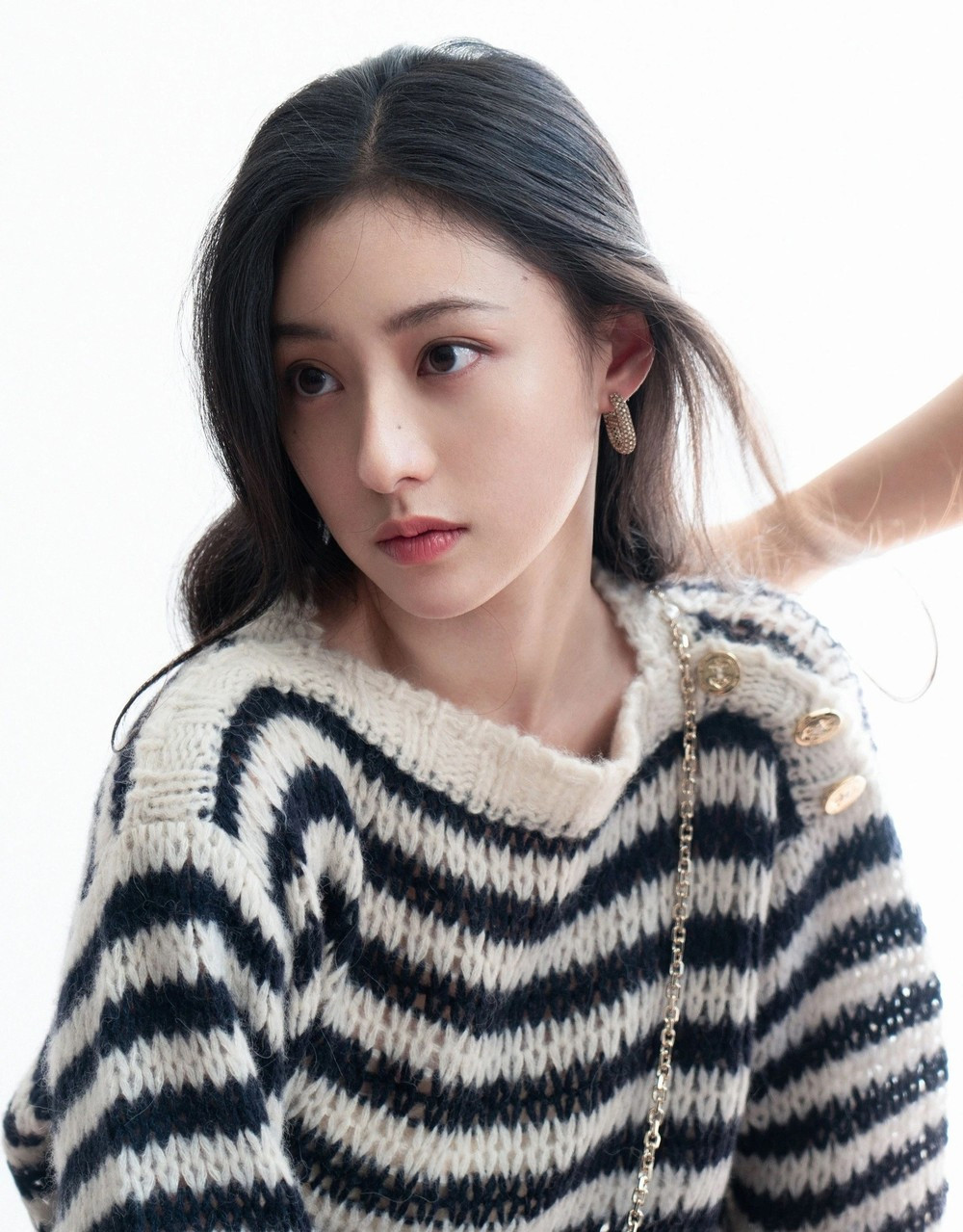 Hồ Liên Hinh bị phát tán 9 video 'nóng' với bạn trai cũ