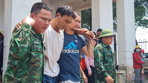 Đề nghị Trung Quốc cử lực lượng, phương tiện tìm kiếm giúp 10 ngư dân Việt Nam